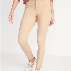 Old Navy High Waisted Pixie Ankle Pants. SZ 18